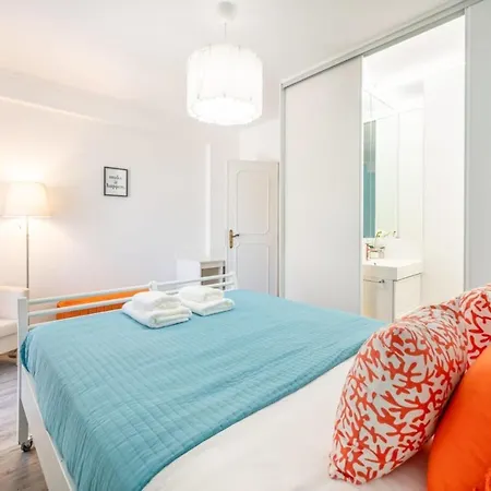 Guestready - Sunnyside And Blue Sea Views نازاريه